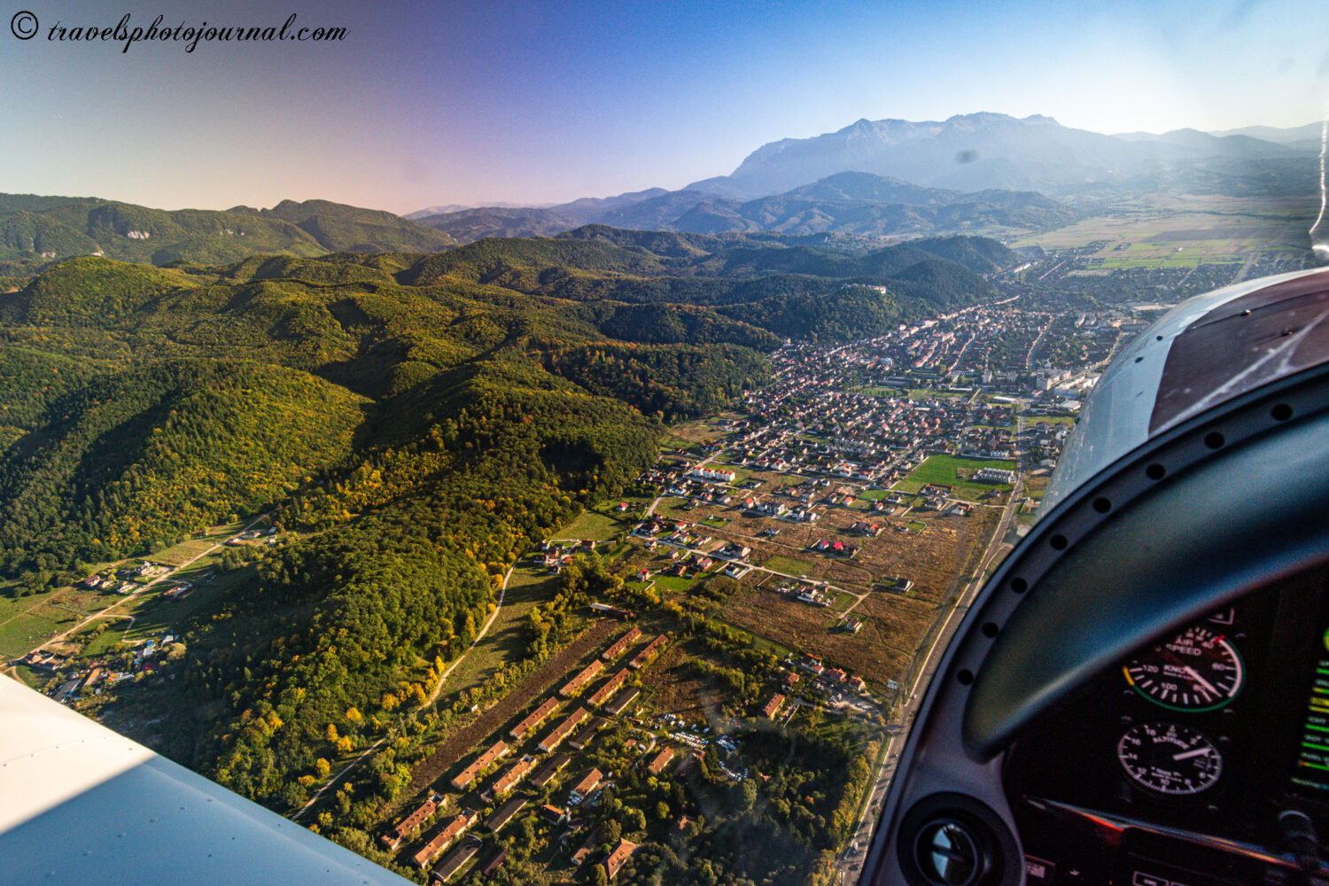 avion ultrausor la Ghimbav în judeţul Braşov scoala de zbor Transylvania Wings.